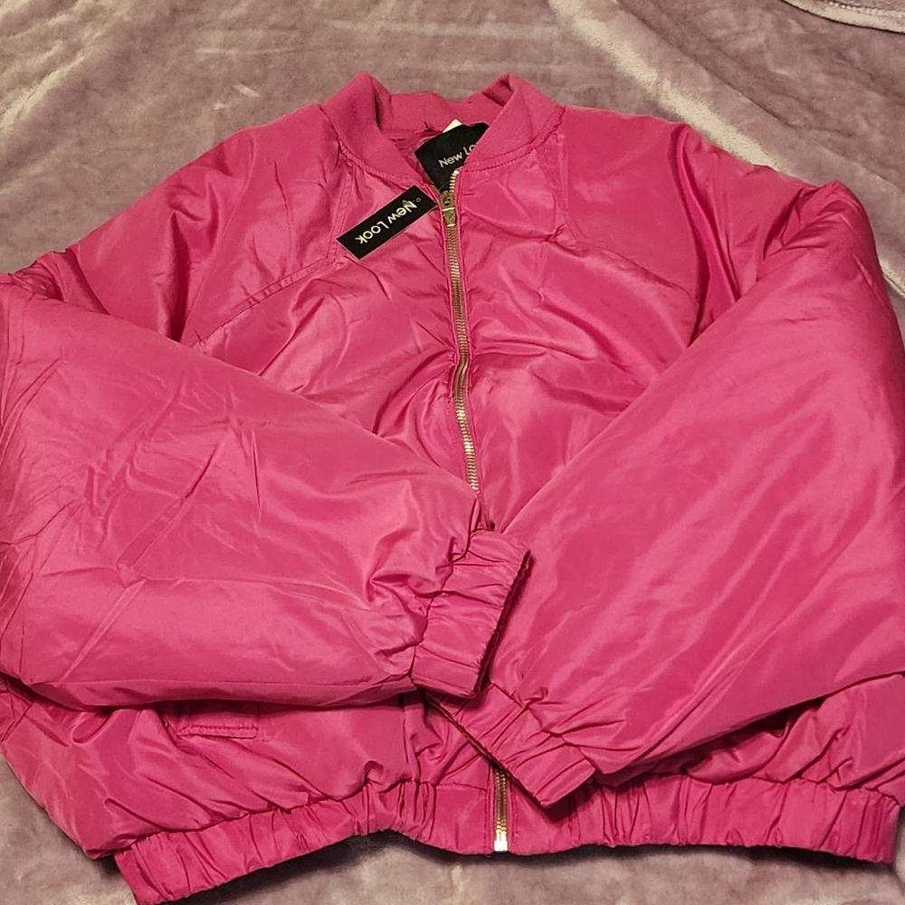 💝 NWT 💝 Perfect Valentines Day Pink Bomber Jacket